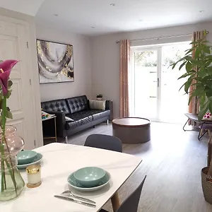 6mins From Beach, Free Parking Bournemouth